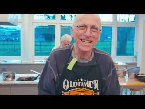 Küchenbande: Wie Kochen Männer im Pensionsalter verbindet