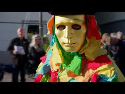 Musik, Tanz und Konfetti: Der Fasnachtsumzug von Mels in Bildern